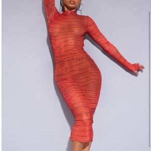 Pretty little thing midi dress